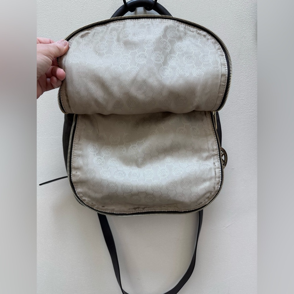 Michael Kors Camouflage Crossbody Bag - Picture 6 of 15